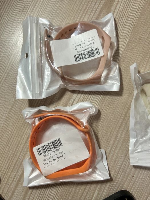 Браслети для Mi Band 4