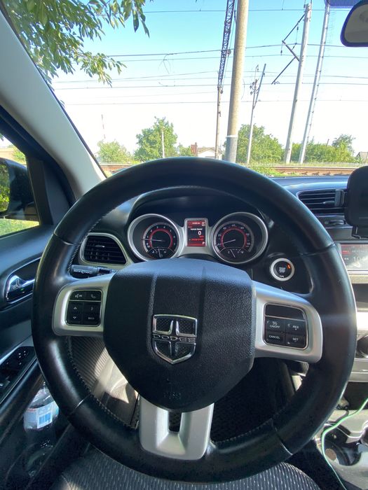 Продам Dodge journey