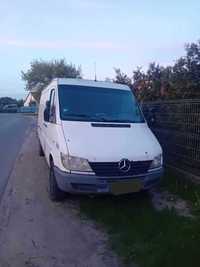 Rezerwacja.Mercedes sprinter 313 CDI 2.7 115 kw 2004 rok hak 2800 kg !