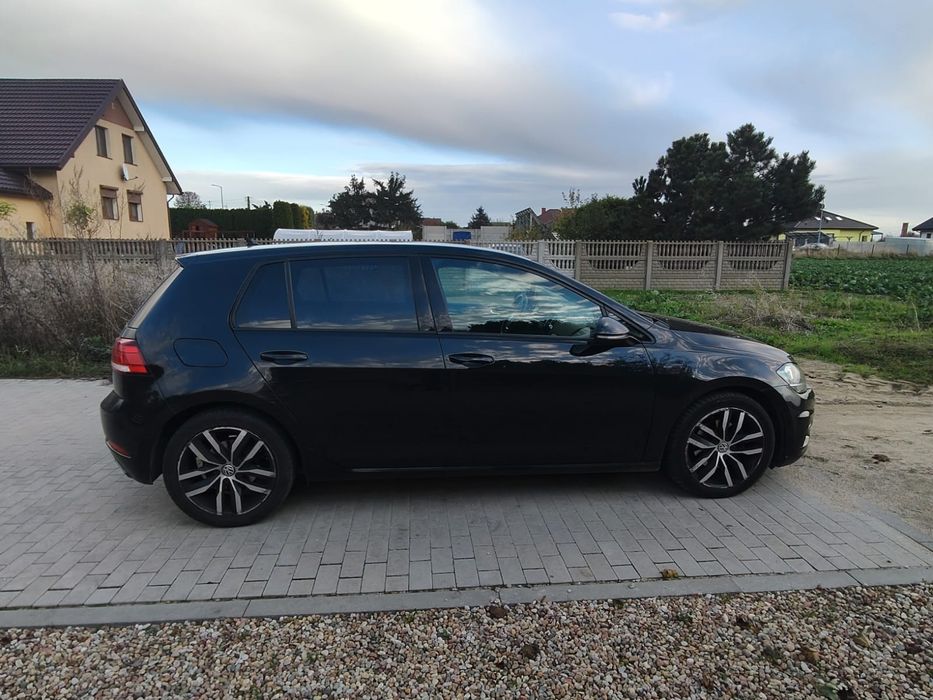 Volkswagen Golf VII 1.6 TDI 5D Hatchback