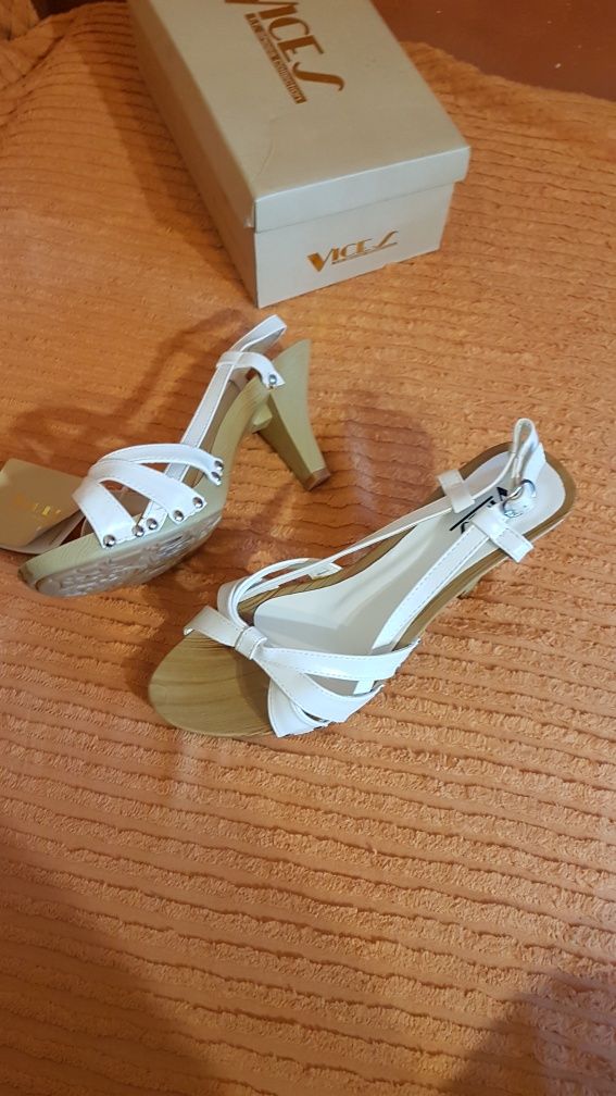 Buty damskie na wysokim obcasie rozmiar 37