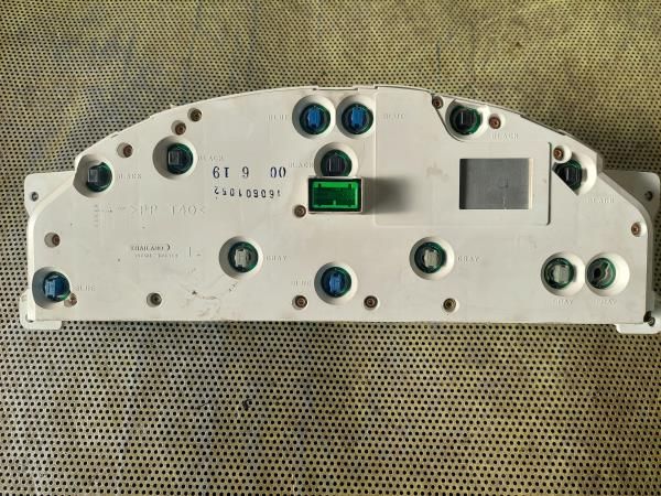 Quadrante / painel de instrumentos VOLVO V70 II (SW)