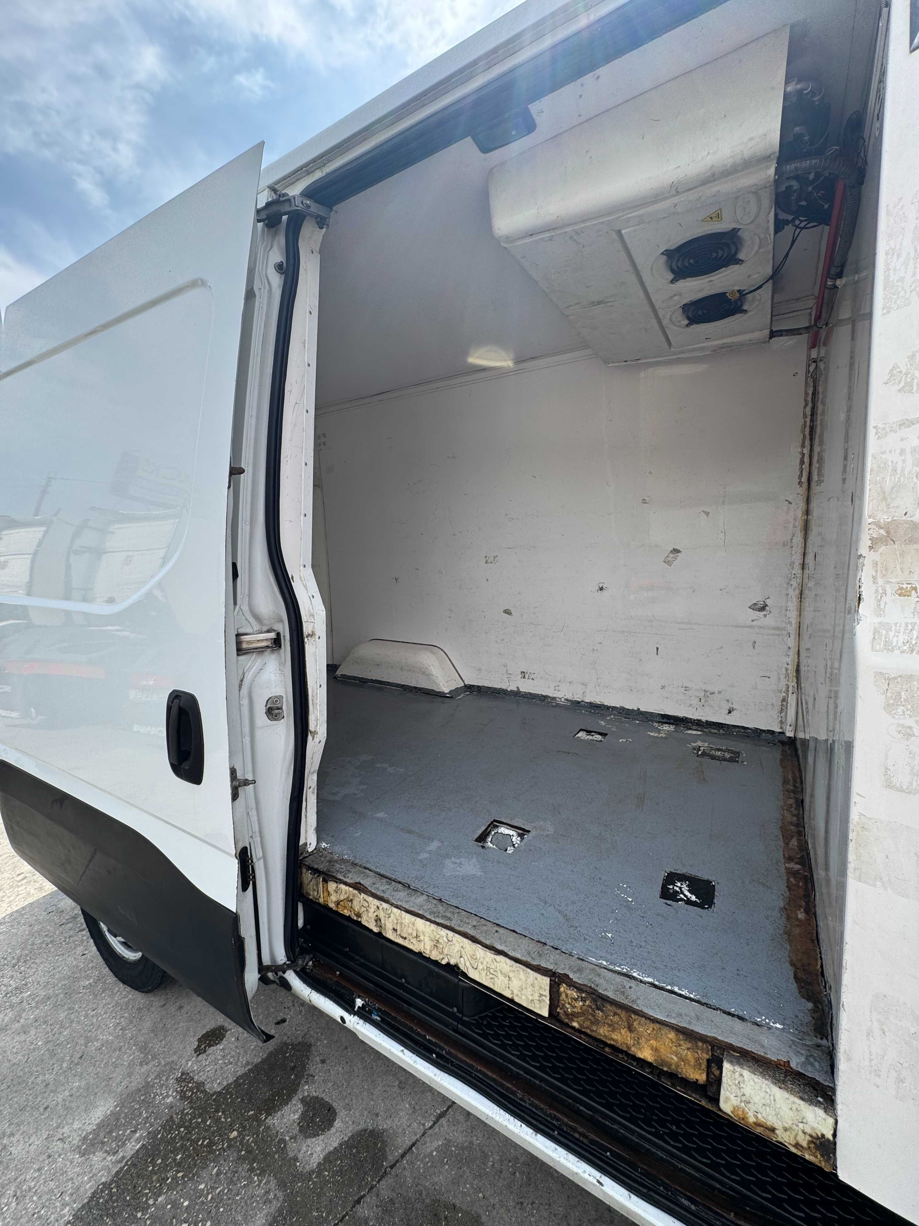 IVECO DAILY 35-150 FRIGORIFICA 2015