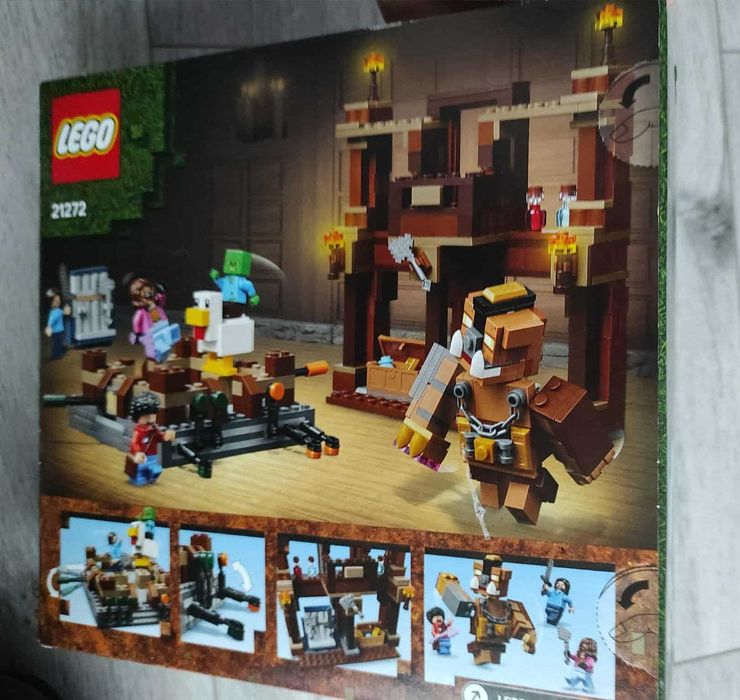 LEGO 21272 Minecraft Ring w Leśnym dworze