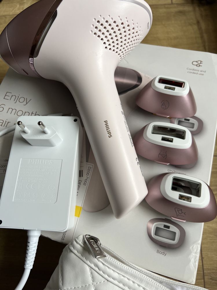 Depilator laserowy Philips Lumea 9000 BRI958