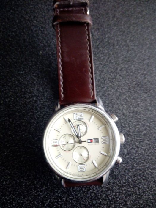 Vários Relógios masculinos (Em funcionamento, mas sem Pilha)