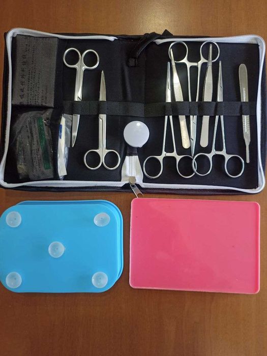 Навчальний хірургічний набір 3-в-1