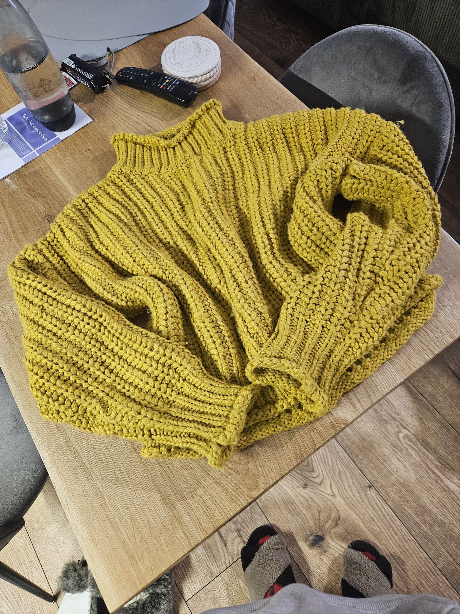 Gruby sweter Reserved