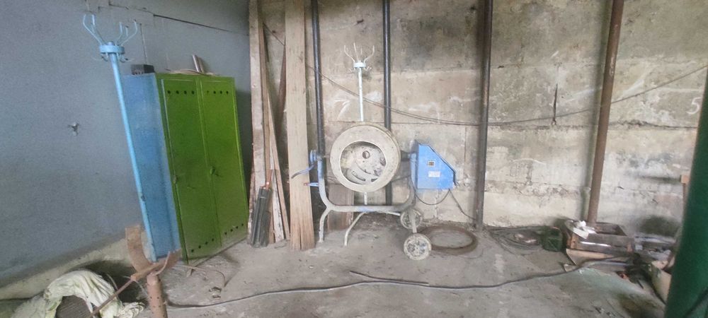 Продажа производственных помещений 800 м2 на Залютинской, 8