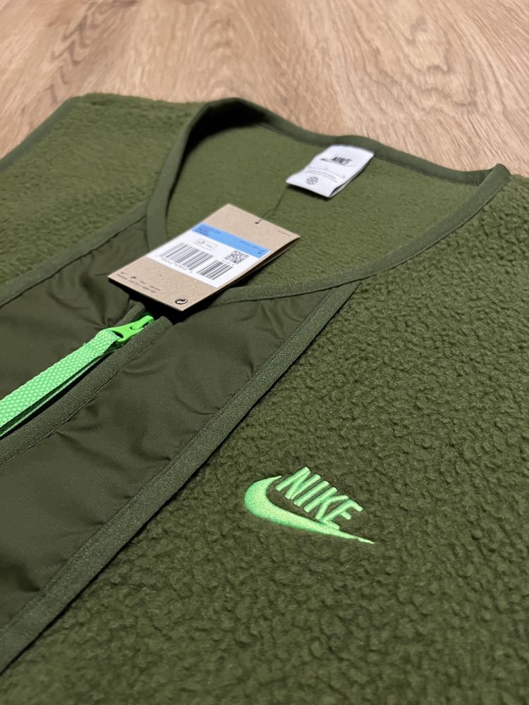 Nike sherpa ( нова з біркою )