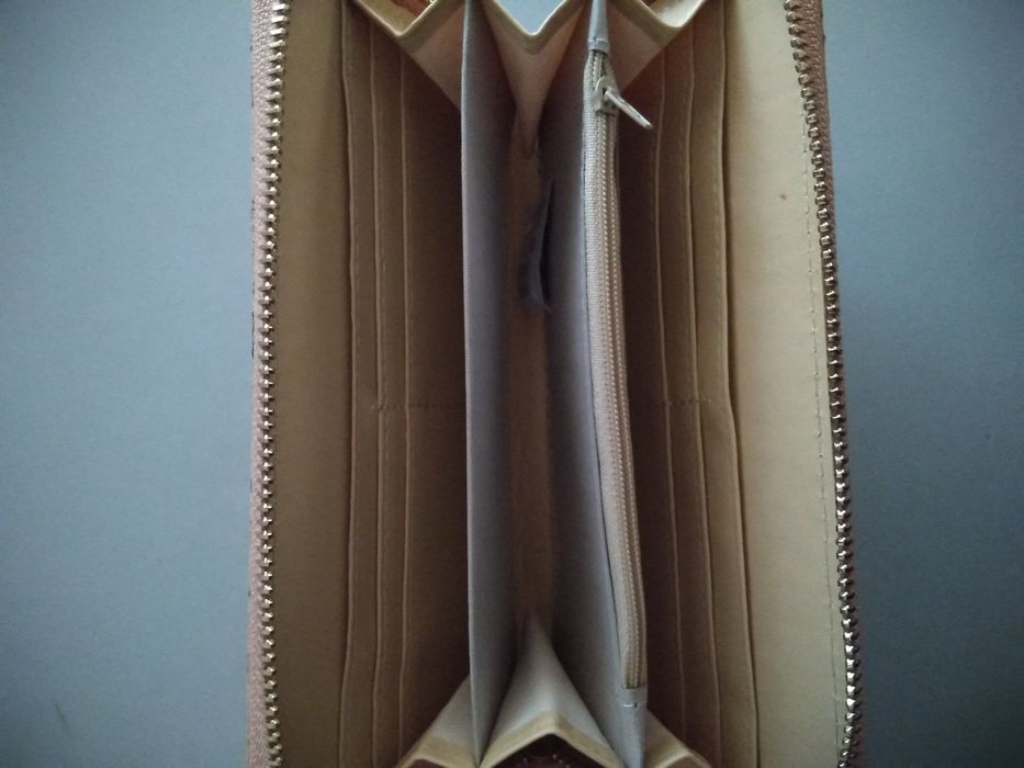 Carteira em Cortiça Premium Nacional. Com etiqueta!