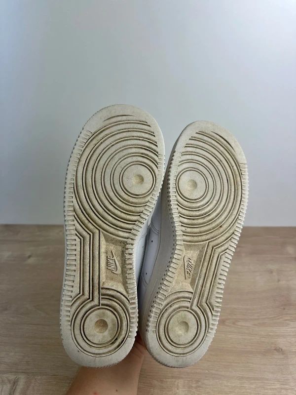 ORYGINALNE BUTY Buty sneakersy białe Nike air force 1 r. 38.5
