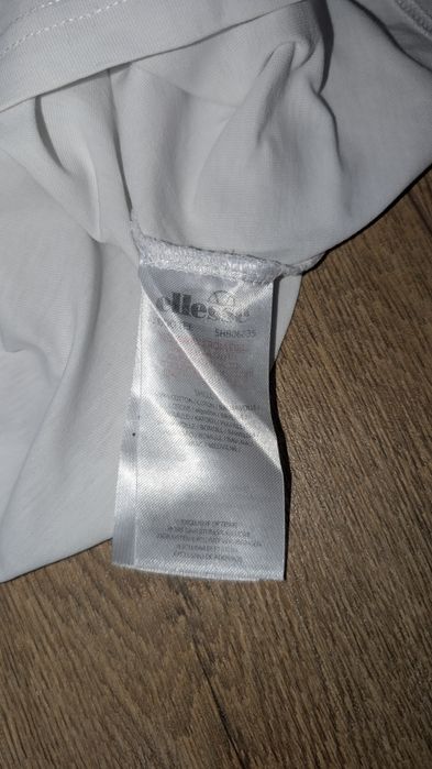 Біла футболка ellese