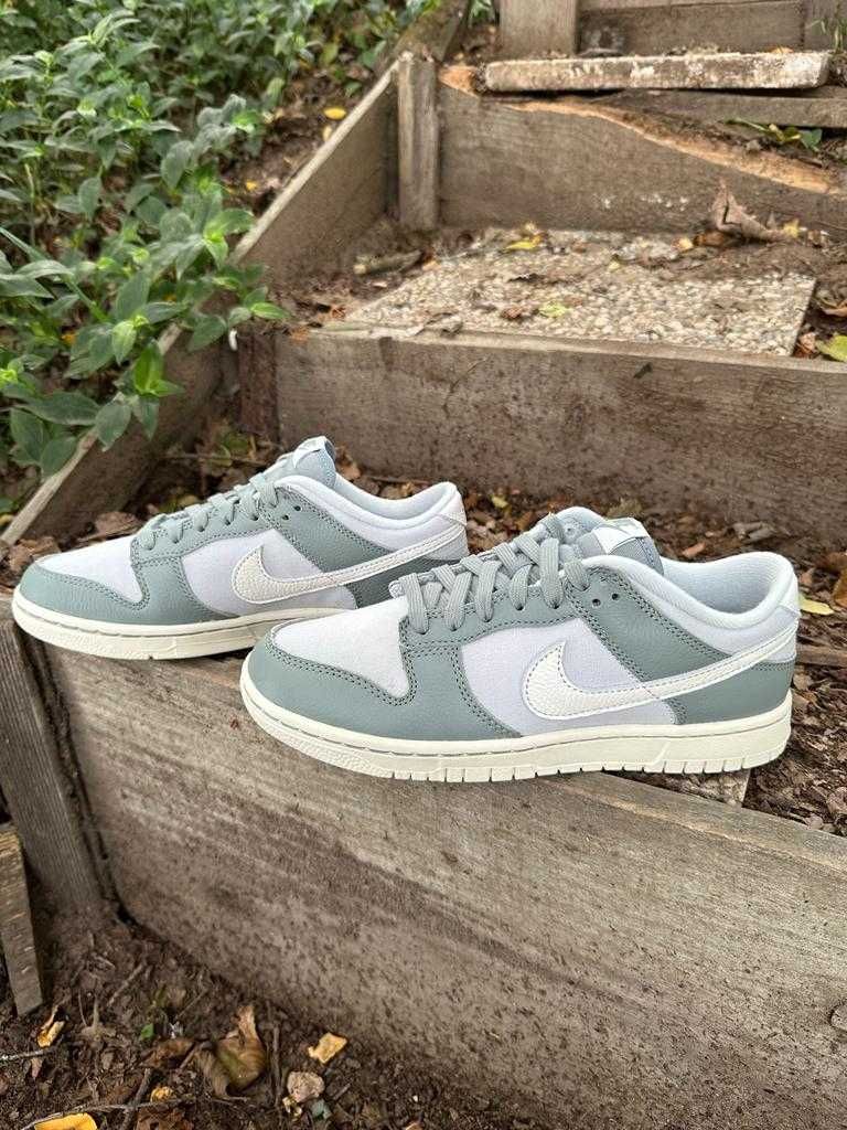 Nike Dunk Low Mica Green