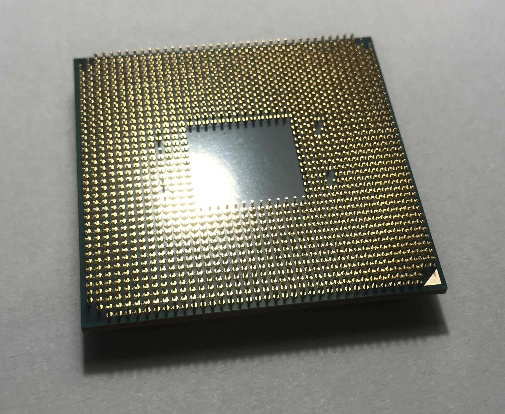 Процесор AMD Ryzen 5 1600X