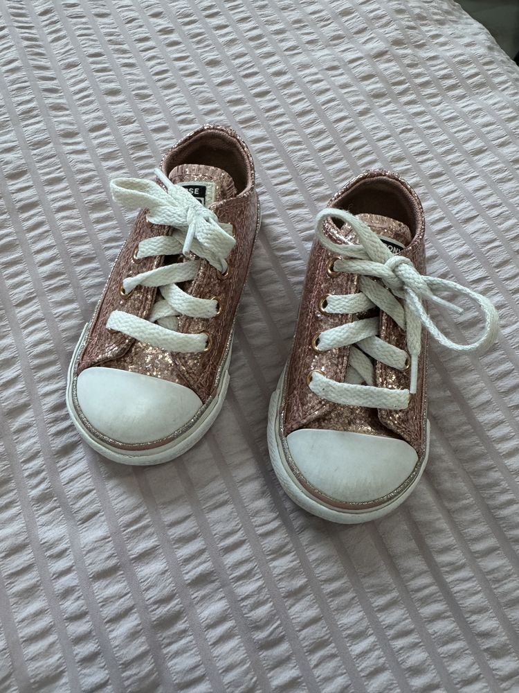 Buty sznurowane 21