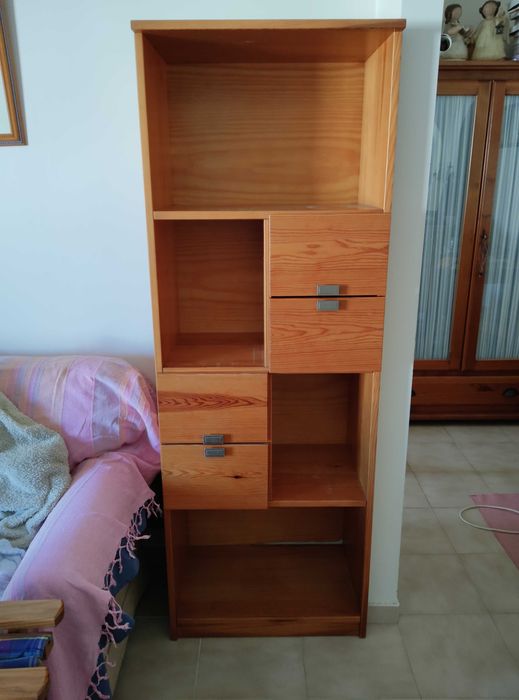 OFERTA Estante com 4 gavetas