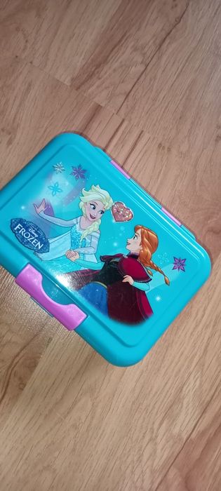 Śniadaniówka, kanapnik Anna i Elza