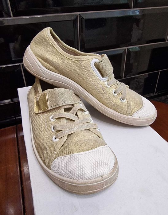 Мокасини 34 розмір золотисті, тапки, балетки