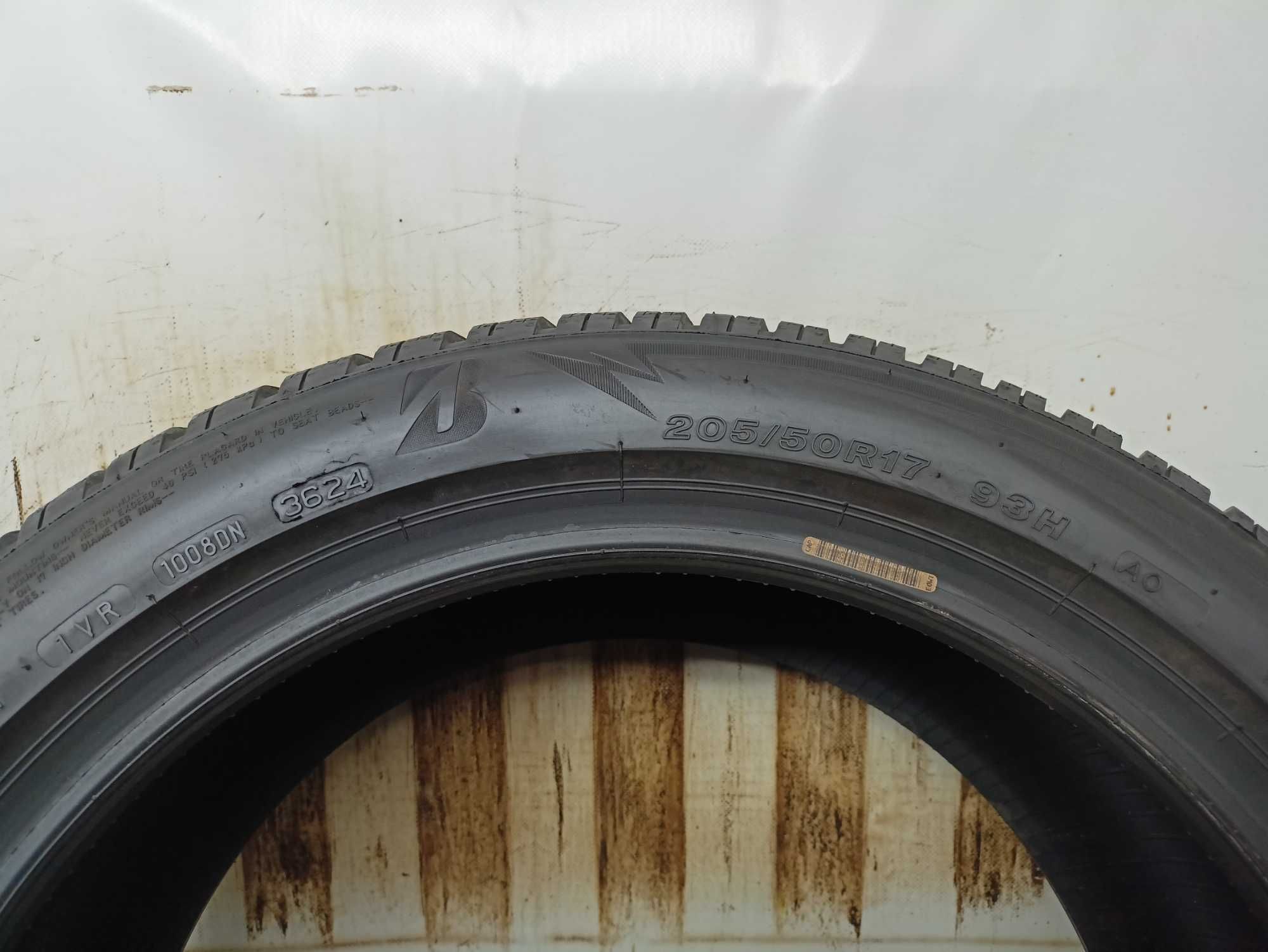 Bridgestone Blizzak LM005 205/50/17 2024r. 93H Nowa (4494)