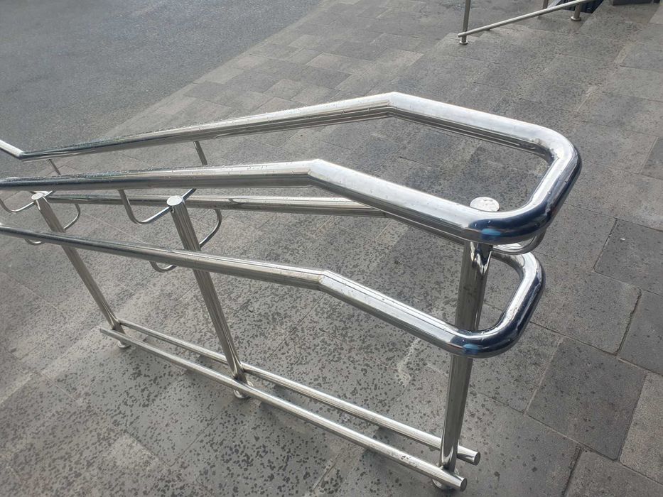 Пандус, Перила на пандуси,  Поручні для інвалідів, Флагшток