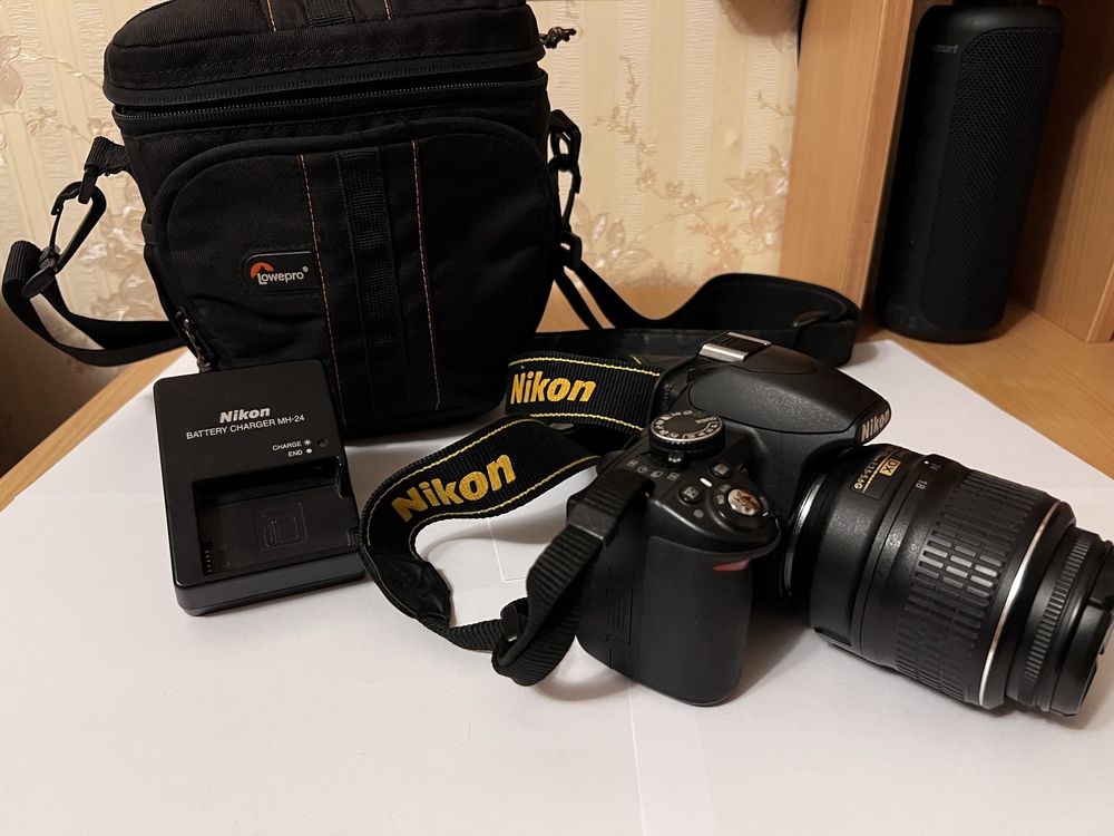 Фотоапарат Nikon D3100