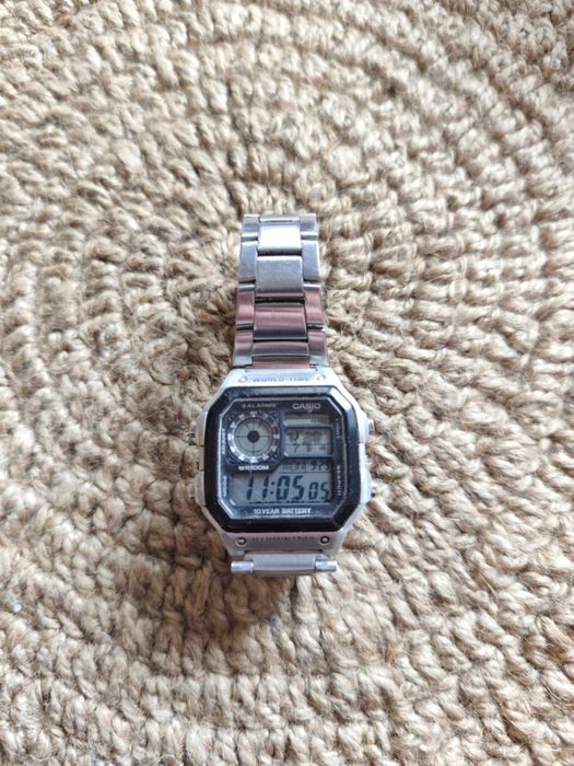 Часы casio в нормальном состоянии