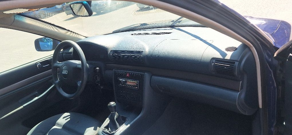 Całe Audi A4 B5 na części 1.6 benzyna lz5k