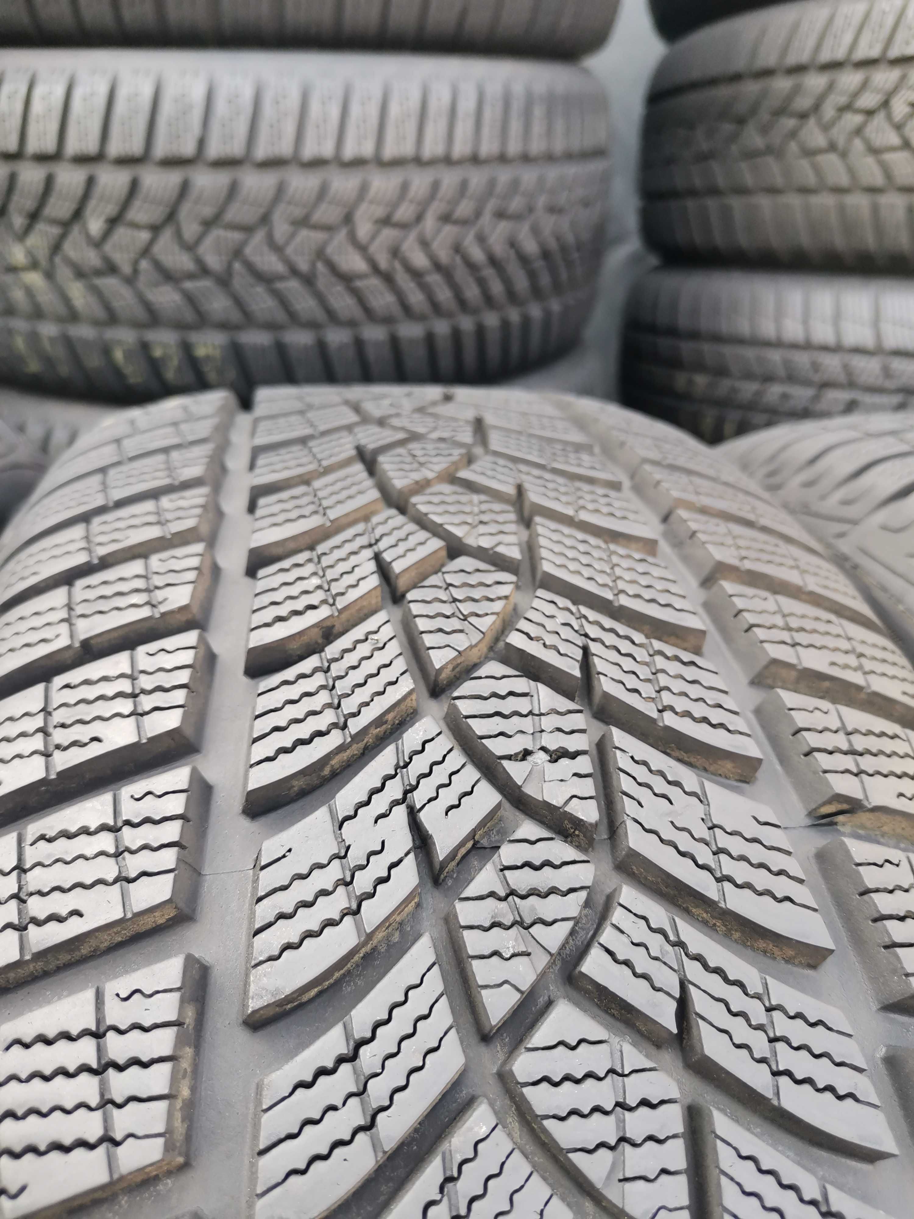zima Goodyear 225/50/18 z 2021r 8.5mm 4szt