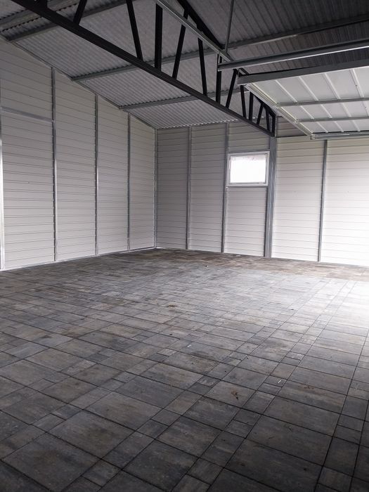 Garaż blaszany drewnopodobny profil zamknięty