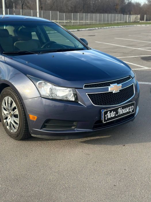 Продам Chevrolet Cruze
