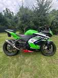 Kawasaki Ninja 250R Kawasaki ninja 250R 11r 27tkm A2