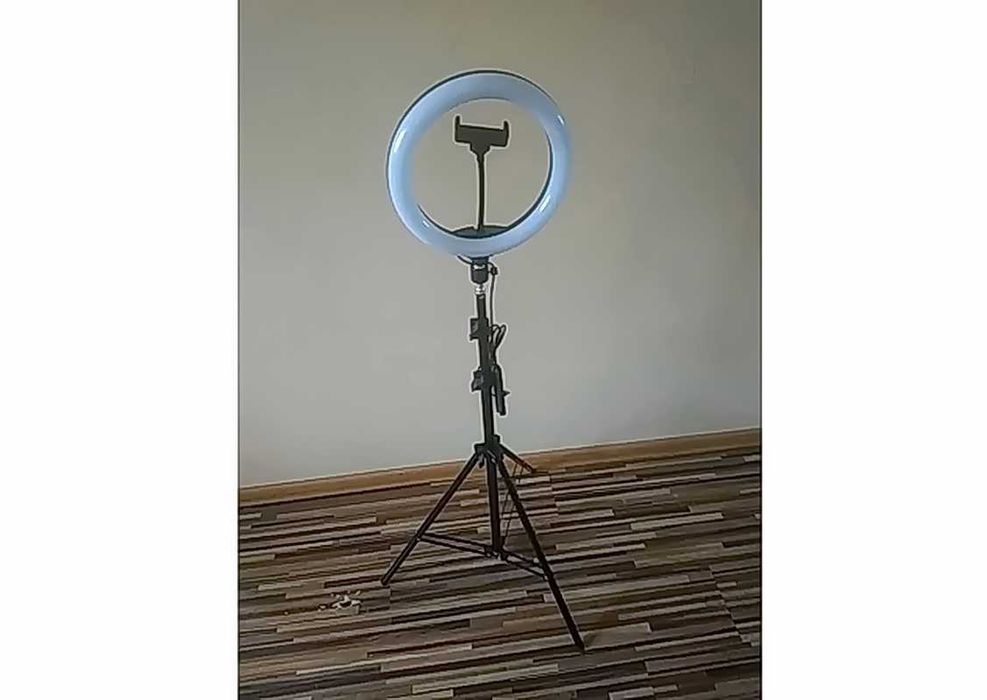 Лампа лед кільцева 30 см, і штатив 210 см. тримач для телефону, шарнир
