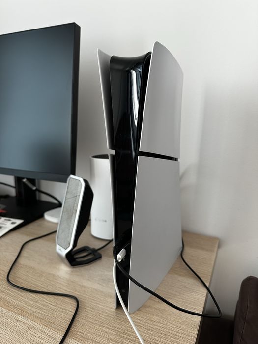 PS5 Slim digital edition como nova, caixa, recibo, garantia