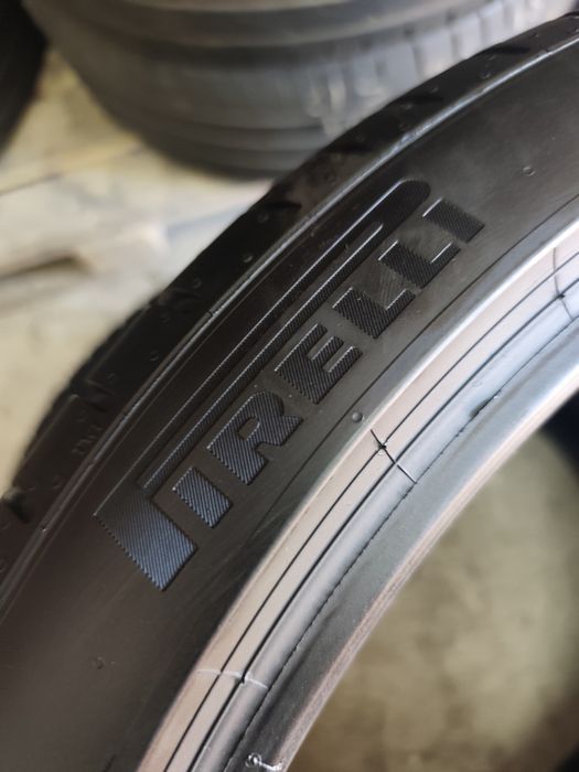 Pneus 275/35r21 Pirelli P Zero com 75% piso