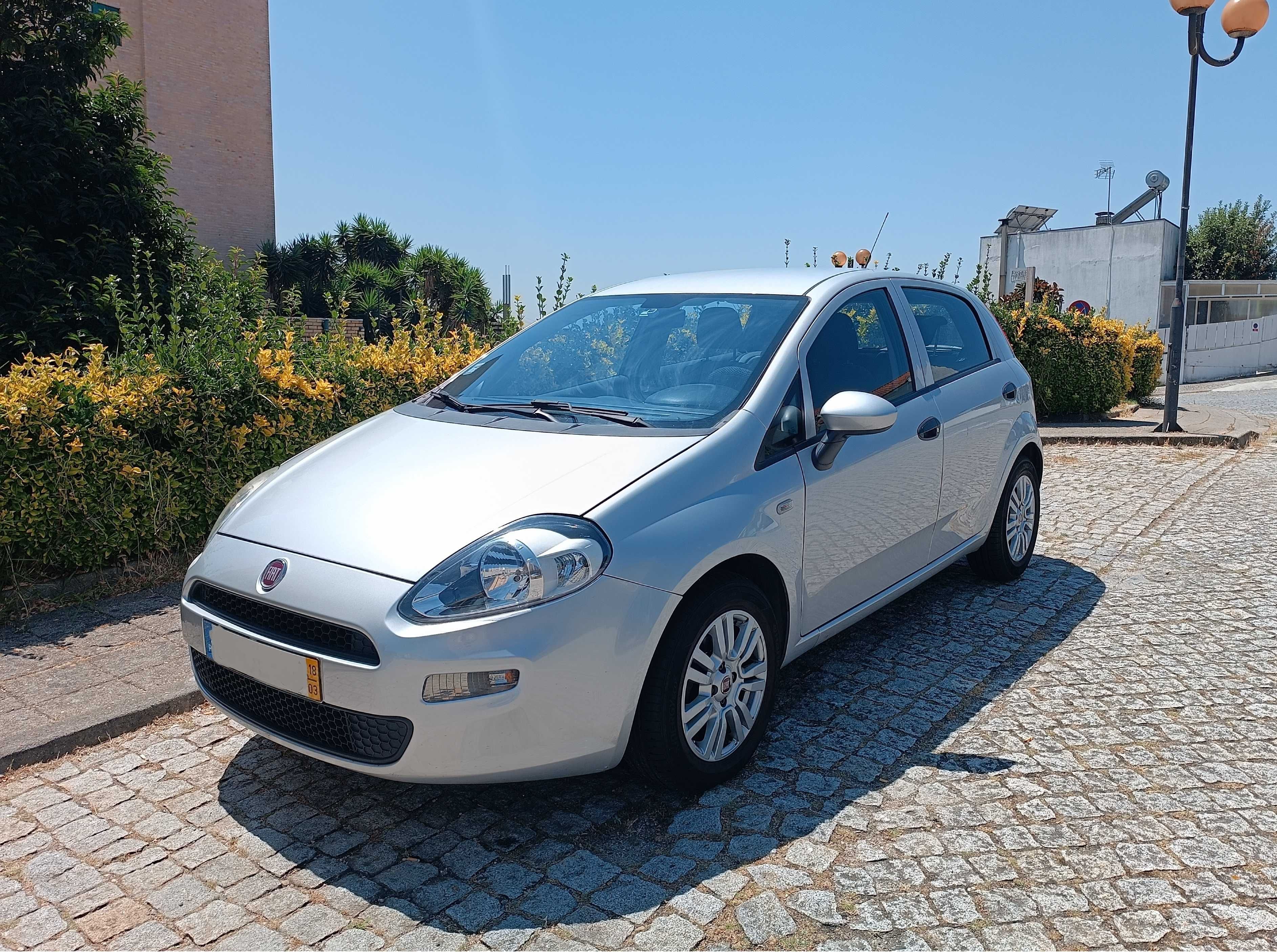 Fiat Punto 1.2 2018 S&S | 69 cv | 4 Portas | C/ Ar – Ótimo Estado!