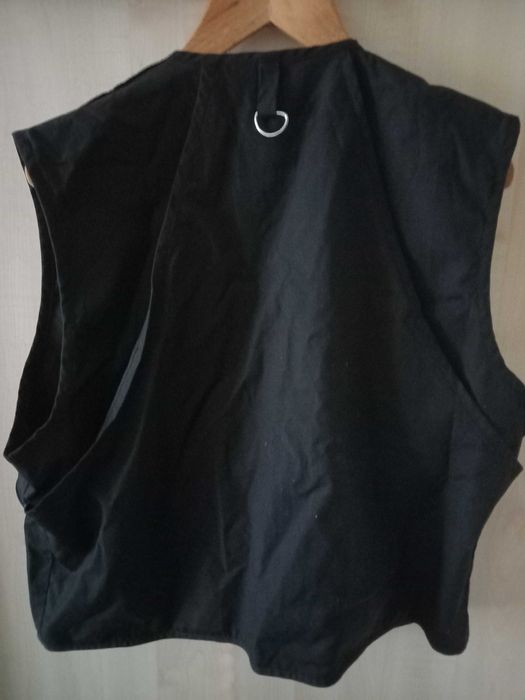 Kamizelka czarna z kieszeniami !
