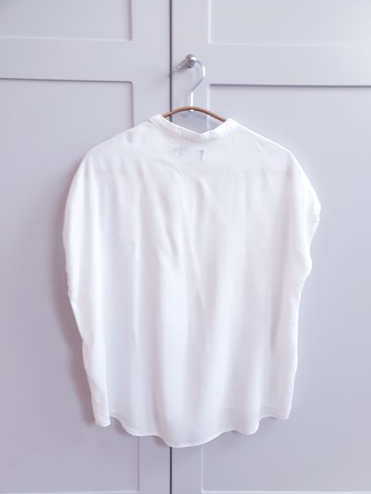 Biała bluzka koszula z wiskozy Soaked in Luxury 40