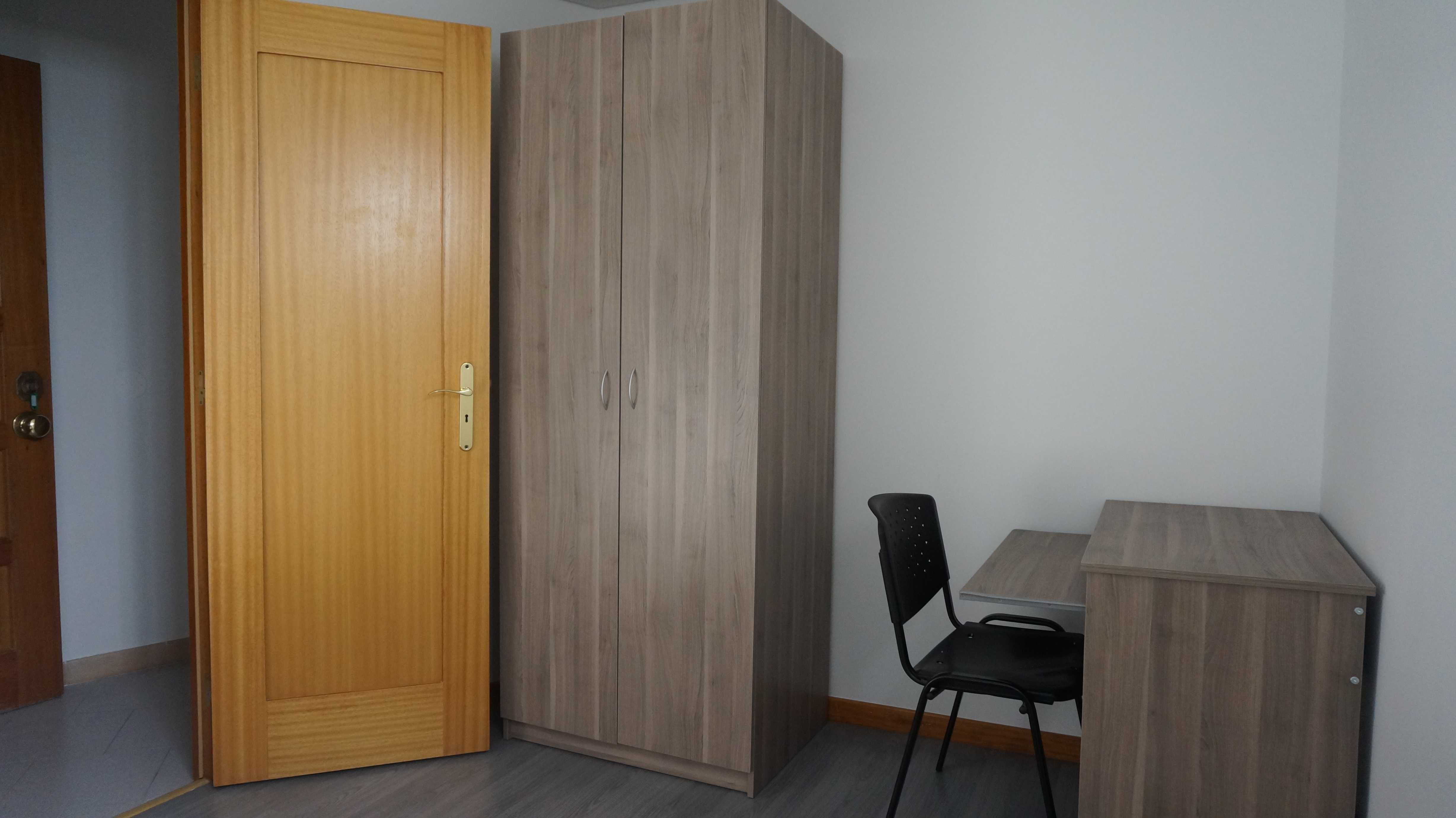 Quarto só homens não fumadores tudo incluído 10mnt Lisboa