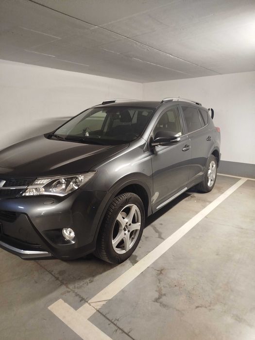 sprzedam samochód Toyota Rav 4