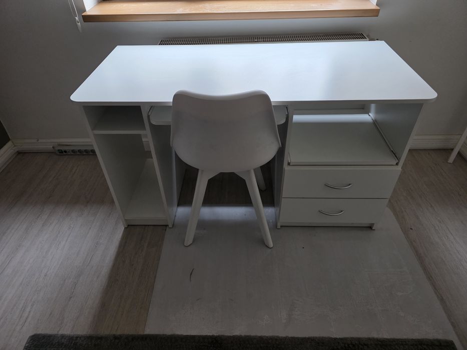 Biurko z krzesłem Ikea
