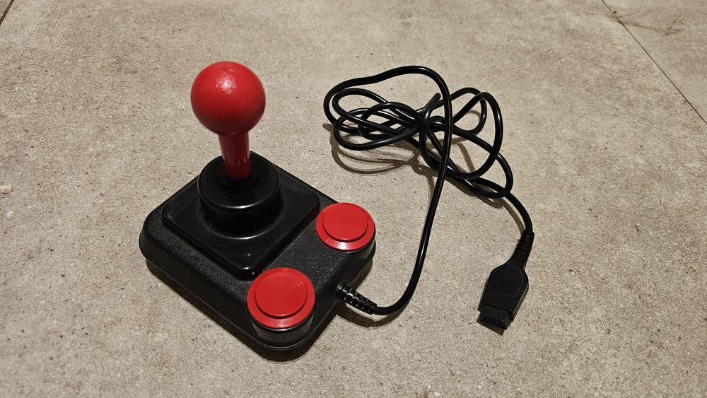 Joystick Competition Pro do Atari / Commodore