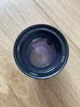 Helios 40-2-H 85mm f/1.5 Nikon + adapter pod Canon | swirly bokeh