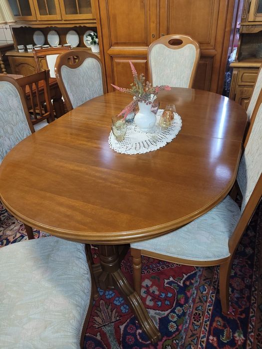 Stół rozkładany owal kolor orzech ciemny z 6 krzesłami