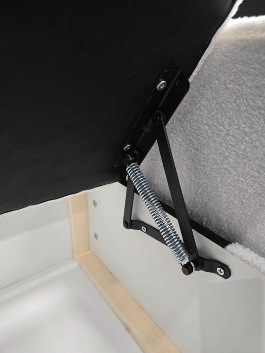 ŁÓŻKO POWYSTAWOWE, NOWE 160X200 z materacem + pojemnik Białe