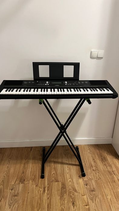 Keyboard Yamaha PSR EW 300  + statyw Gravity KSX 2