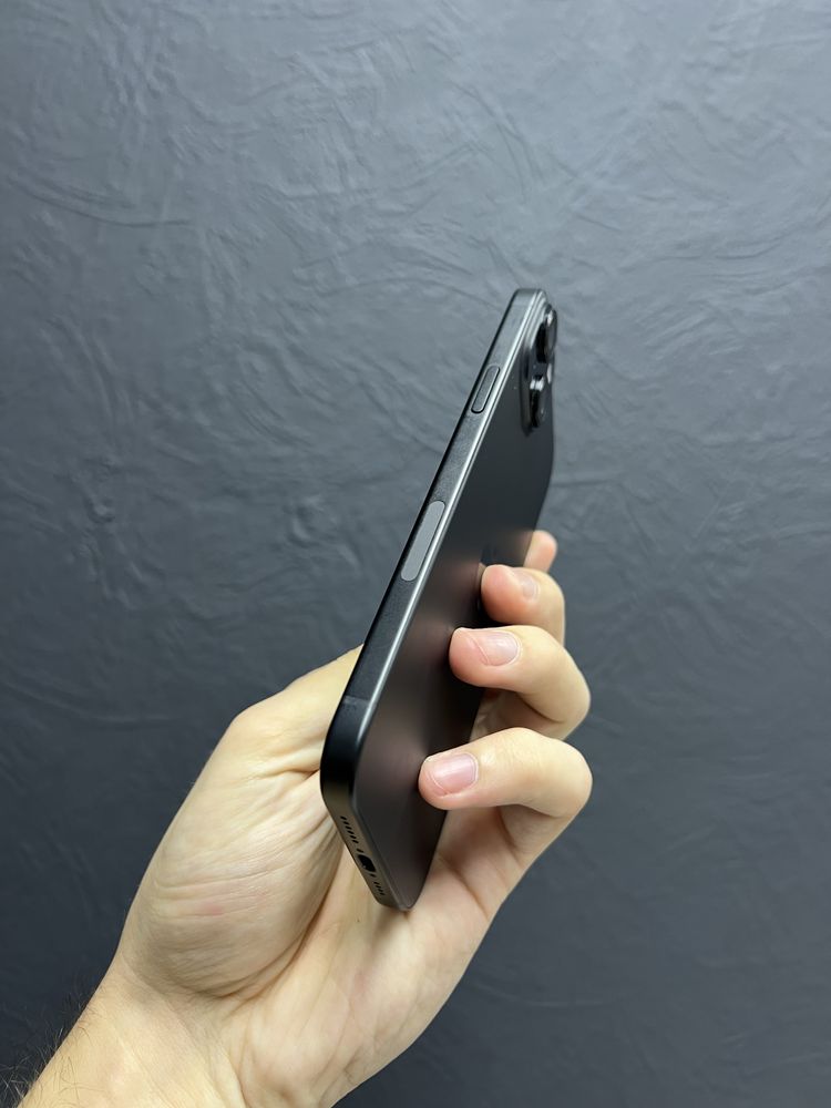 iPhone 15 Plus 128Gb Black Neverlock Чудовий стан