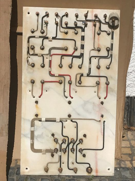 Quadro electrico antigo em mármore