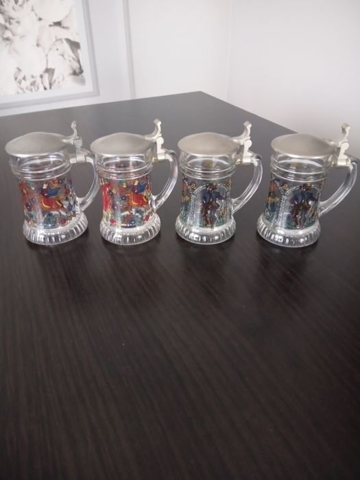 Kieliszki, mini kufle, 4 szt