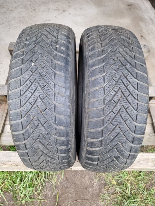 2x Opony zimowe 195 65r15 Vredestein Wintrac